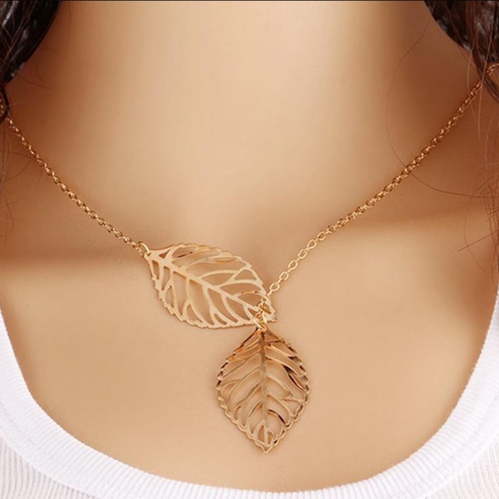 leaf dangle necklace